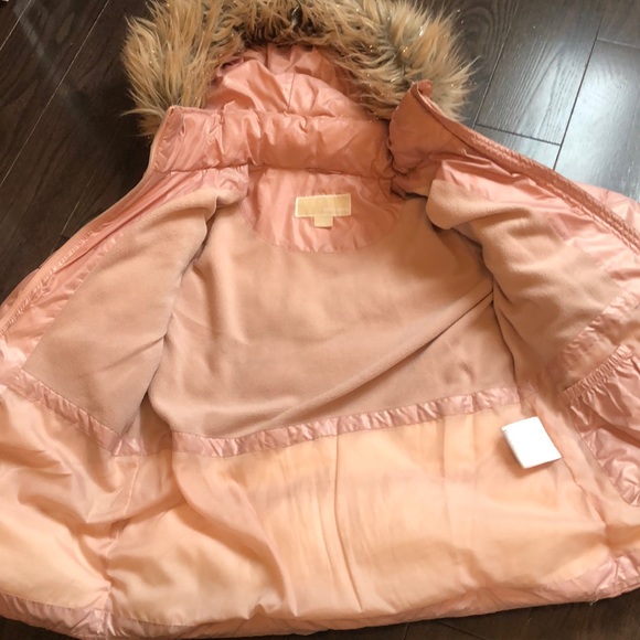 Michael Kors Big Girls Puffer Jacket - Picture 6 of 10
